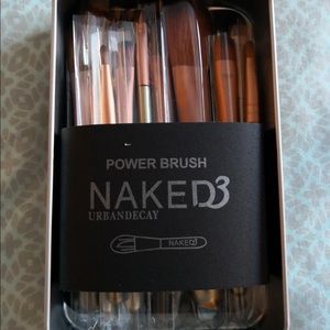 2 Sets Of Naked3 Makeup Brushes (24 Pieces)
